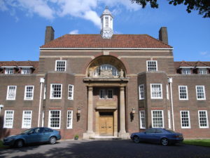 royal_masonic_school_for_girls_front_entrance